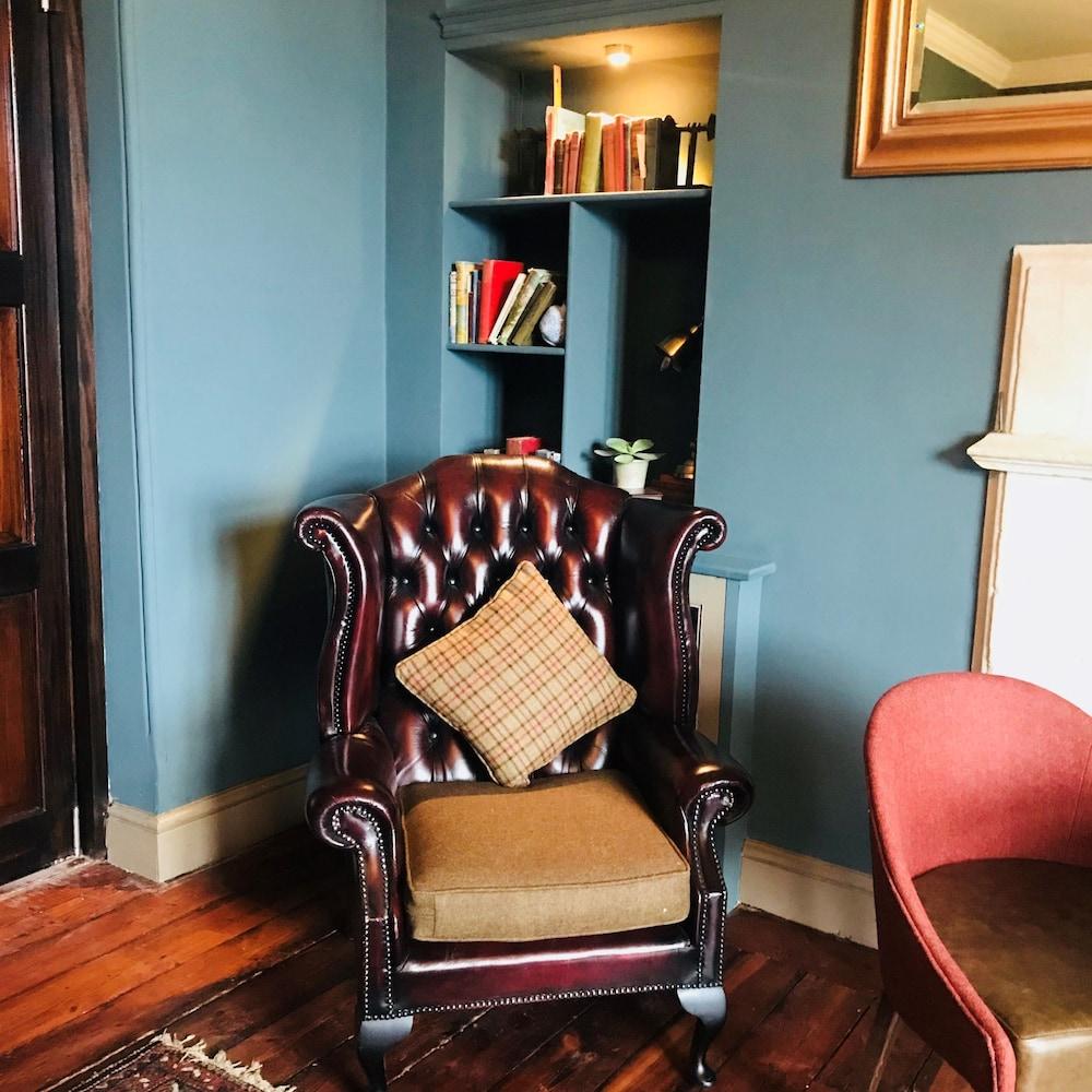 Stanton Manor Hotel Chippenham  Bagian luar foto