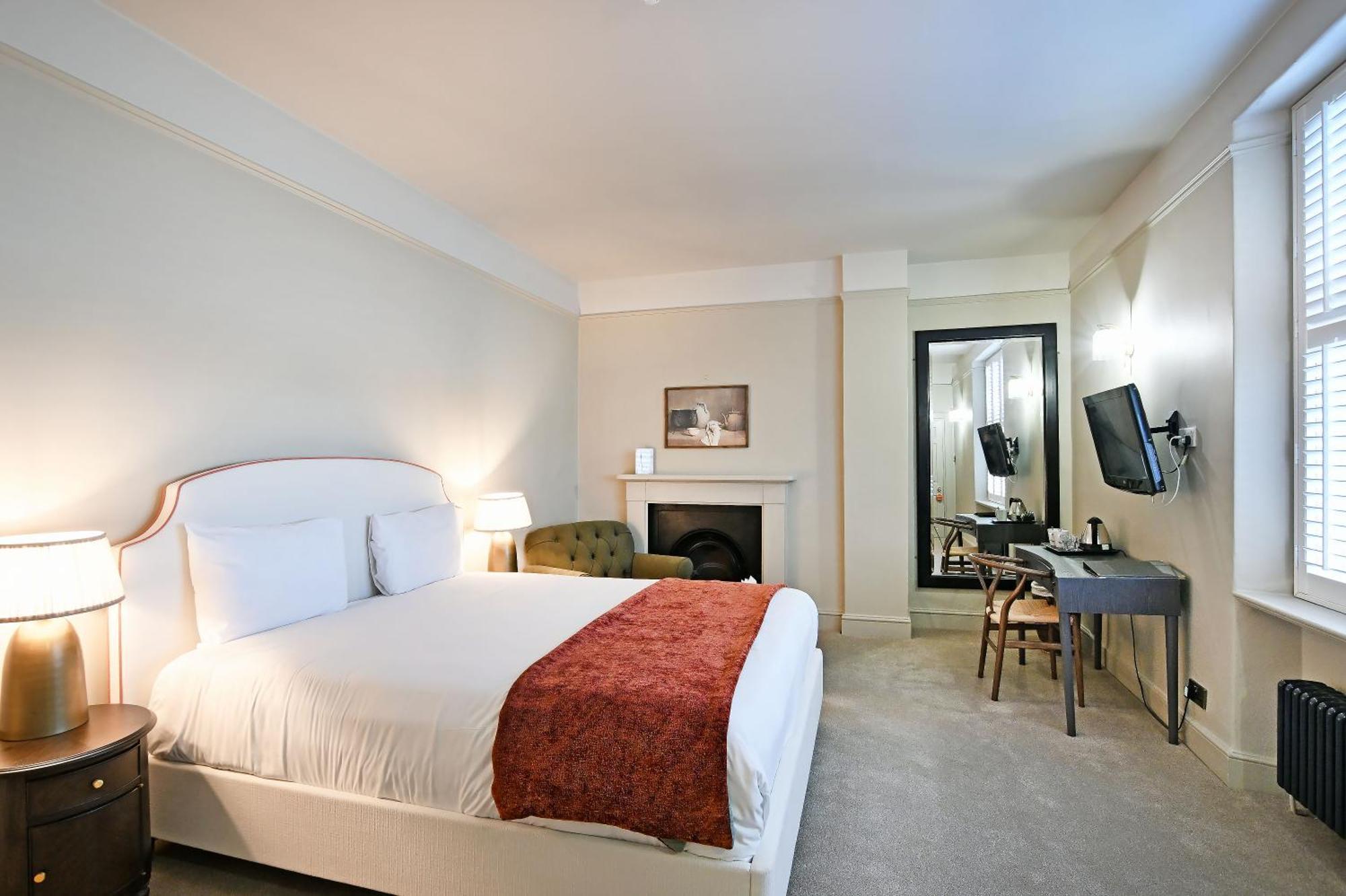 Stanton Manor Hotel Chippenham  Bagian luar foto