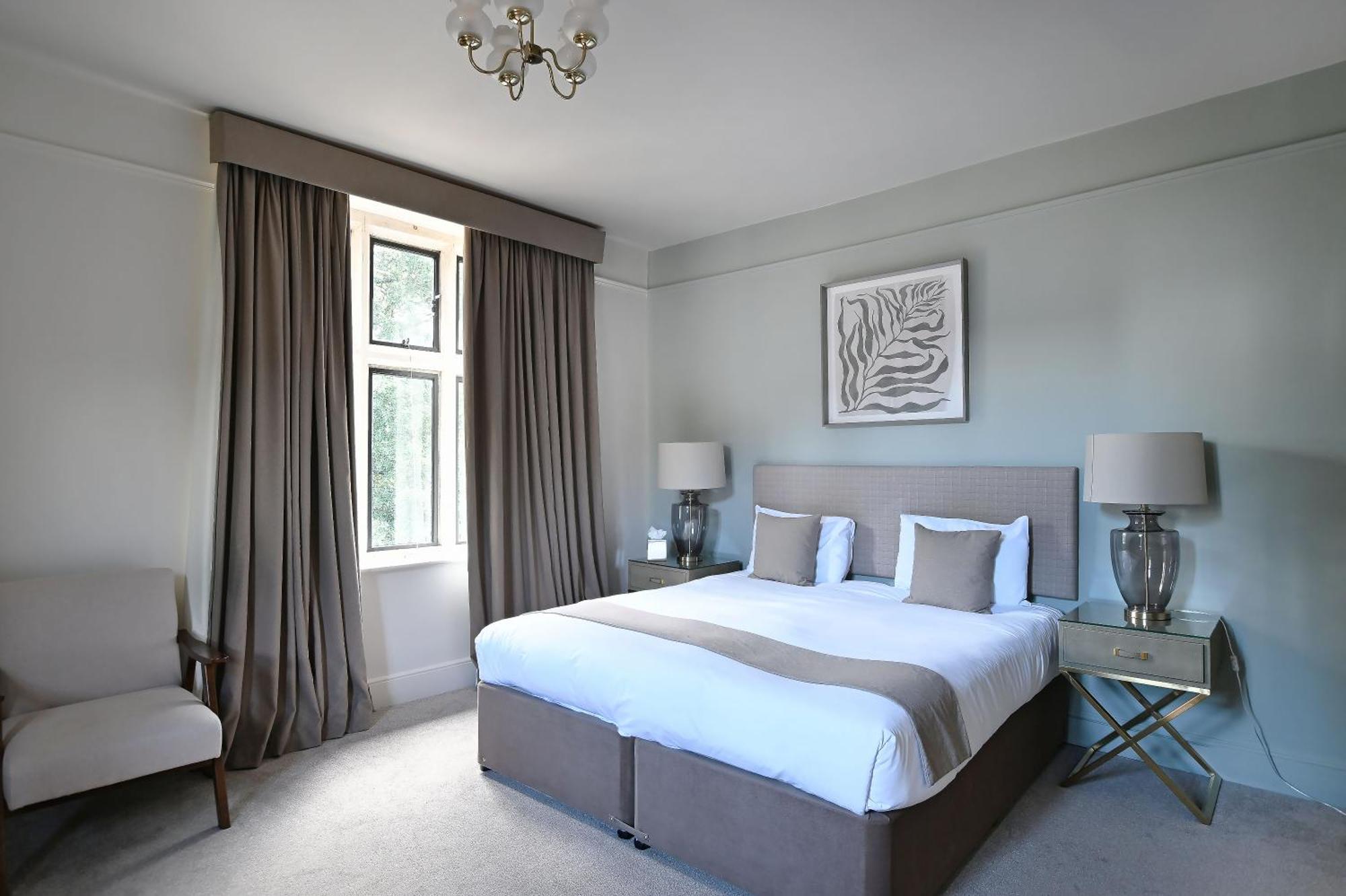 Stanton Manor Hotel Chippenham  Bagian luar foto