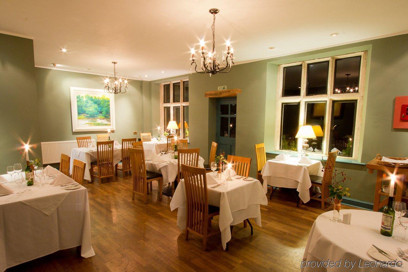 Stanton Manor Hotel Chippenham  Bagian luar foto