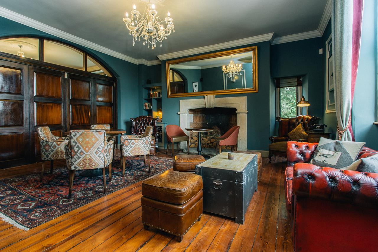 Stanton Manor Hotel Chippenham  Bagian luar foto