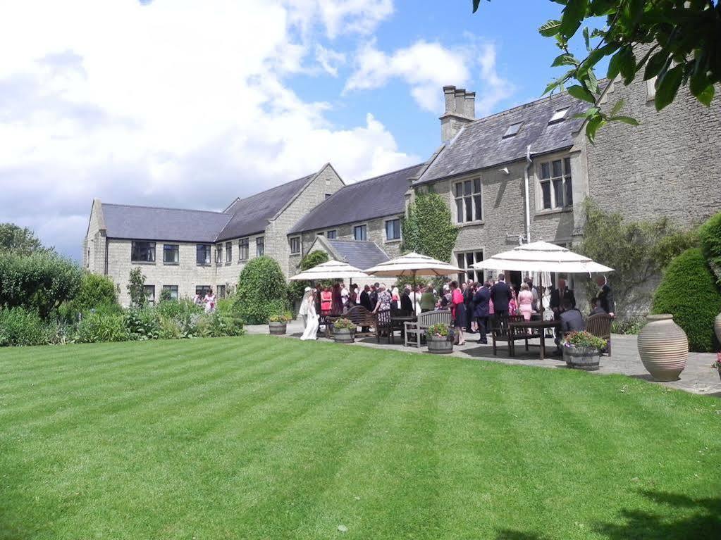 Stanton Manor Hotel Chippenham  Bagian luar foto