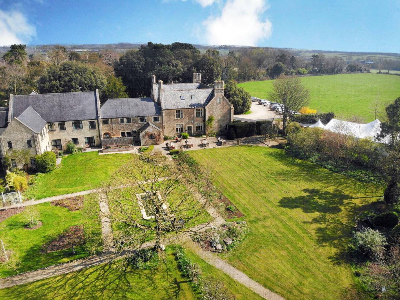 Stanton Manor Hotel Chippenham  Bagian luar foto