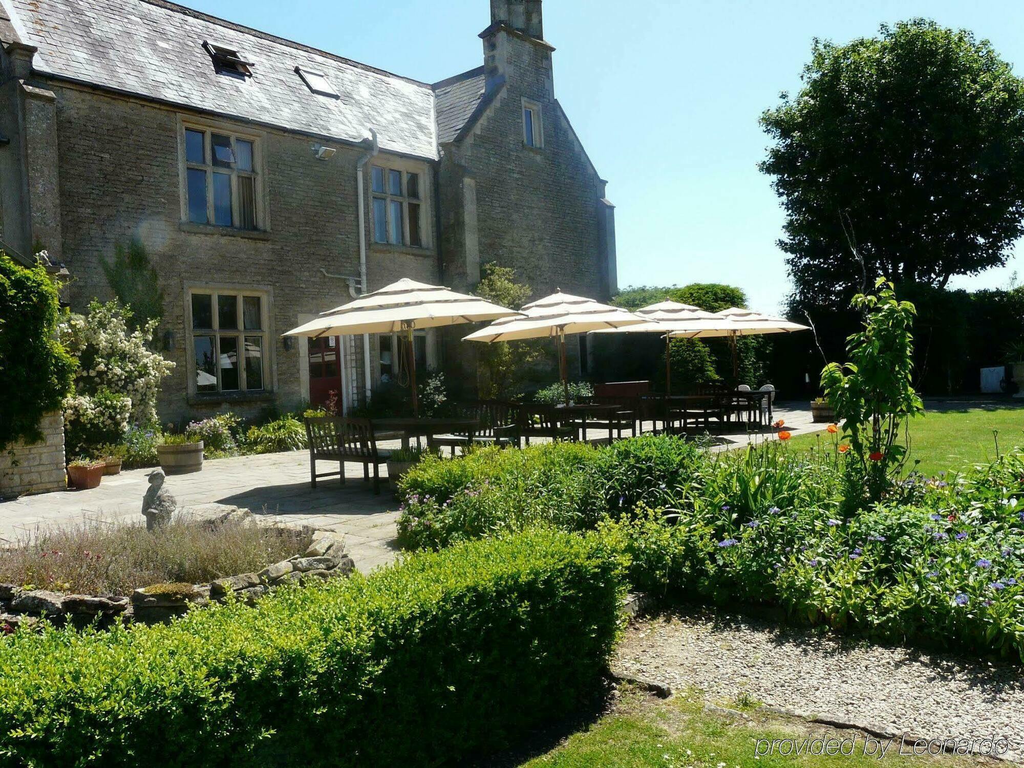 Stanton Manor Hotel Chippenham  Bagian luar foto